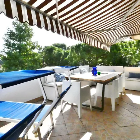 Penthouse Close The Sirmione